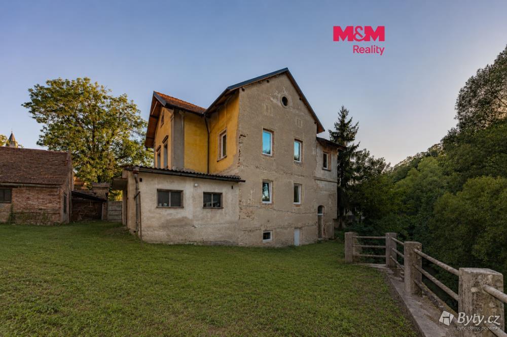 Prodej komerčního prostoru 267 m², Ke Hrázi · Žleby