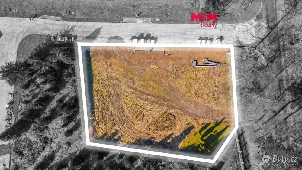 Prodej pozemku 1276 m², třída Přátelství · Písek