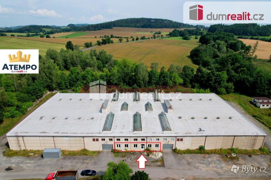 Pronájem komerčního prostoru 110 m², Čestice