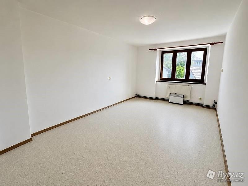 Pronájem bytu 20 m², Kněžnice
