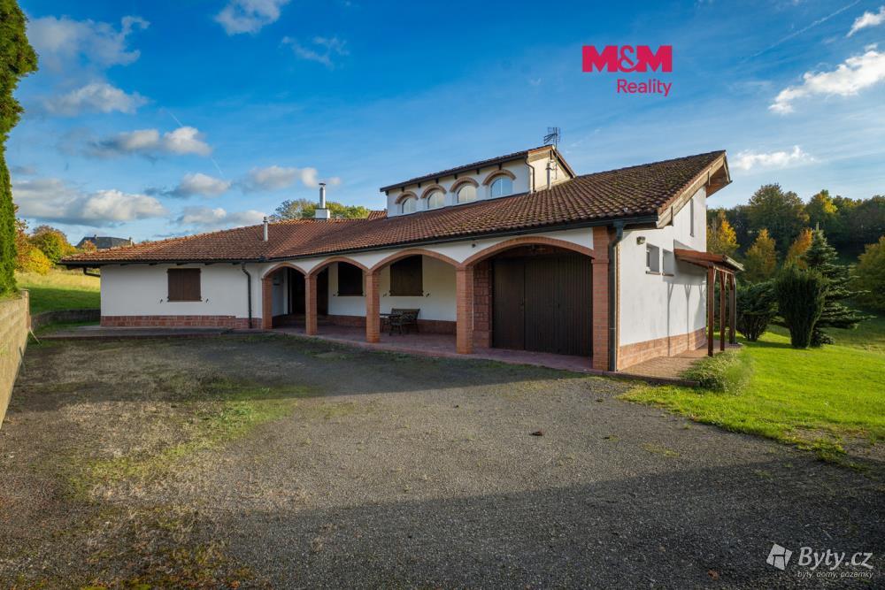 Prodej domu 387 m², Bezděčín u Jablonce nad Nisou · Frýdštejn