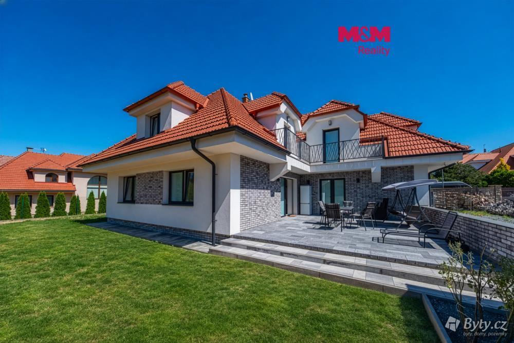 Prodej domu 379 m², Do Vrchu · Srbín · Mukařov