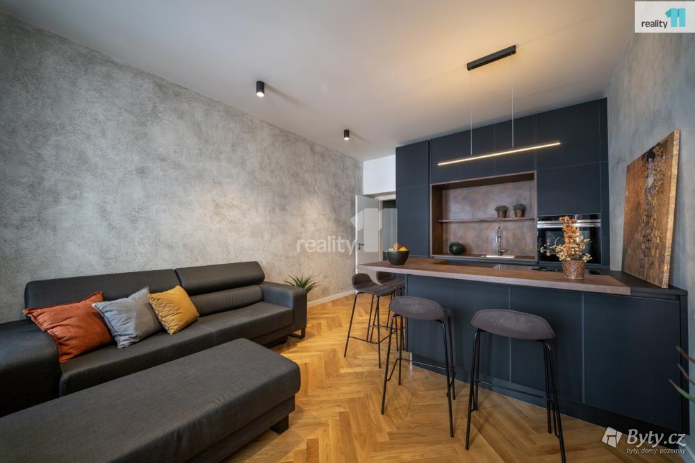 Prodej bytu 3+kk 82 m², Charkovská · Vršovice