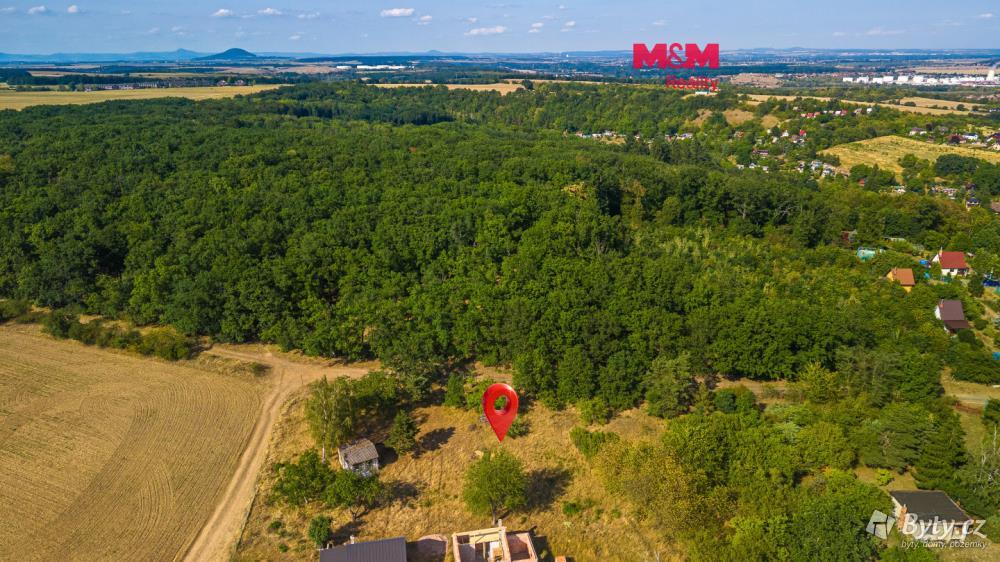 Prodej pozemku 849 m², Na Skalách · Lobeč · Kralupy nad Vltavou