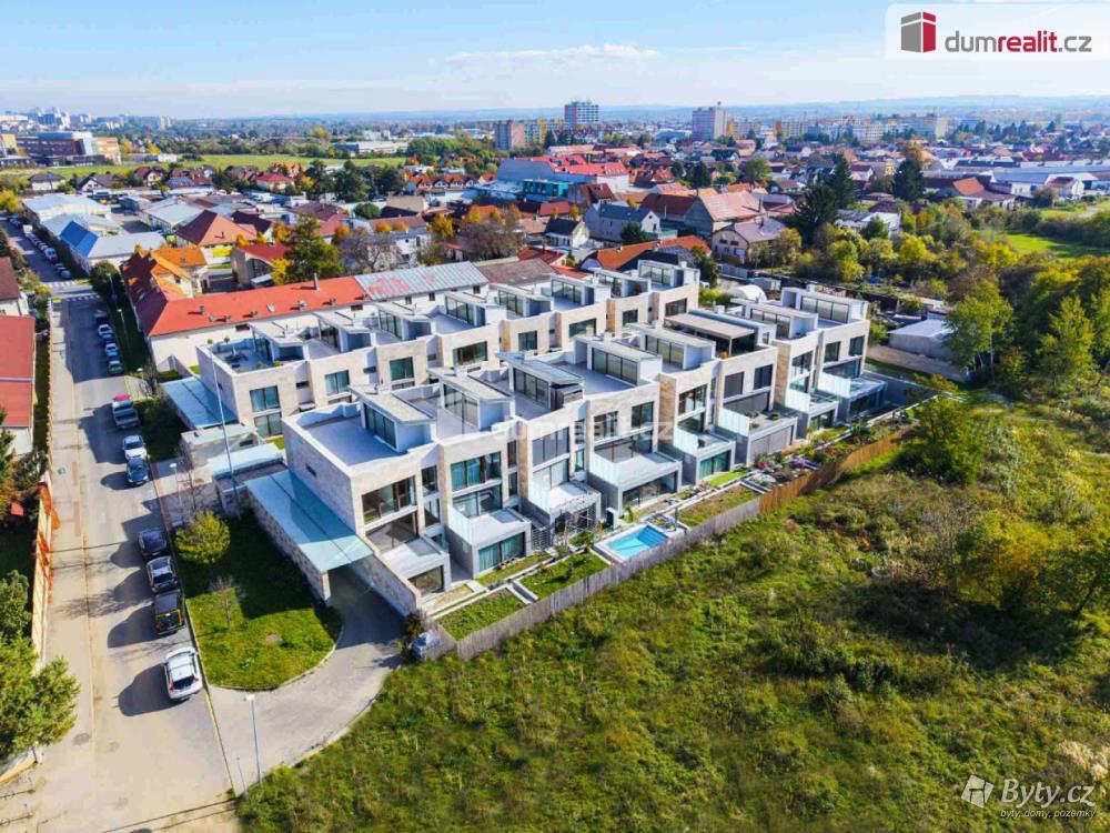 Prodej domu 286 m², V Hrobech · Libuš
