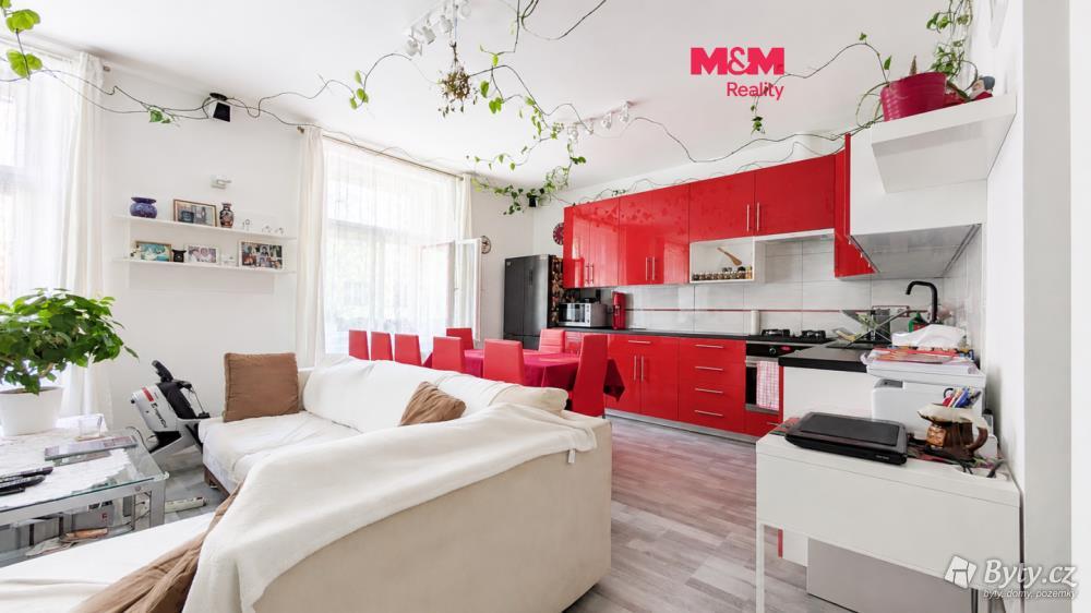 Prodej bytu 2+kk 57 m², V Občanském domově · Nusle