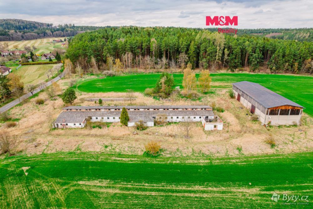 Prodej komerčního prostoru 9558 m², Všeteč · Všemyslice