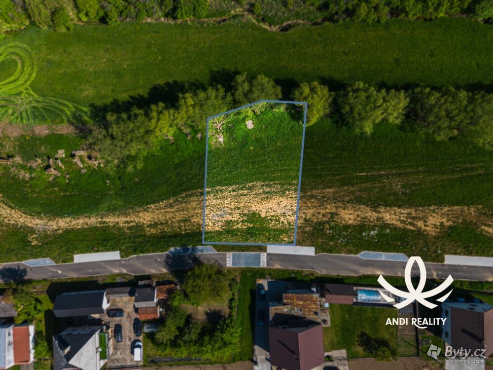 Prodej pozemku 903 m², Osek
