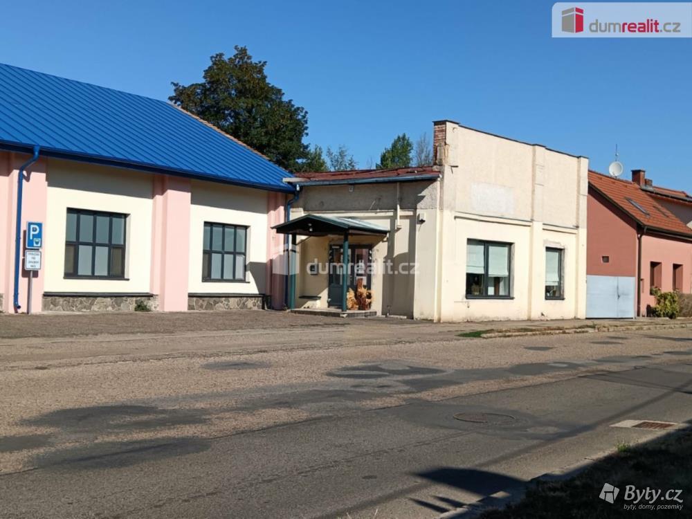 Pronájem komerčního prostoru 1000 m², Dr. E. Beneše · Bystřice u Benešova · Bystřice