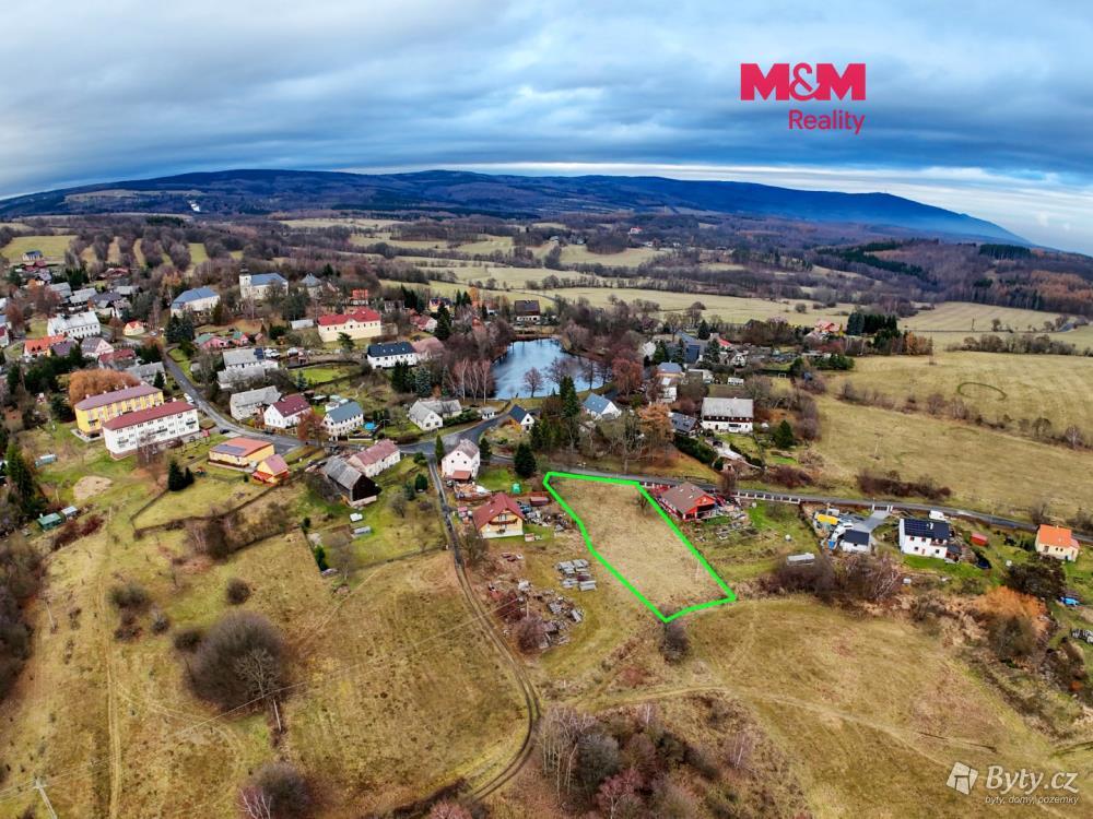 Prodej pozemku 2606 m², Blatno