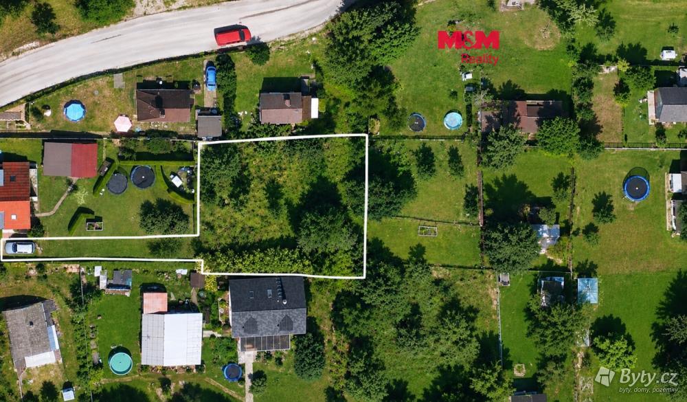 Prodej pozemku 600 m², V Luhu · Lety u Dobřichovic · Lety