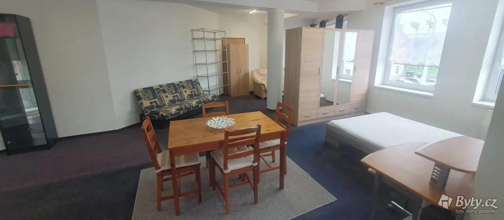 Pronájem bytu 1+1 65 m², Pančava · Příluky · Zlín