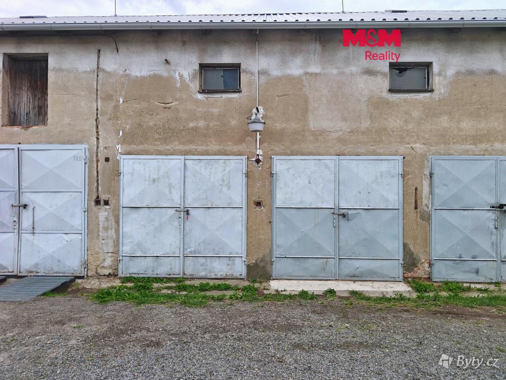 Pronájem garáže 27 m², Slatina