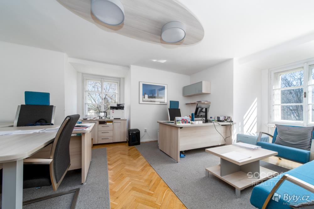 Pronájem komerčního prostoru 15 m², Bubeneč