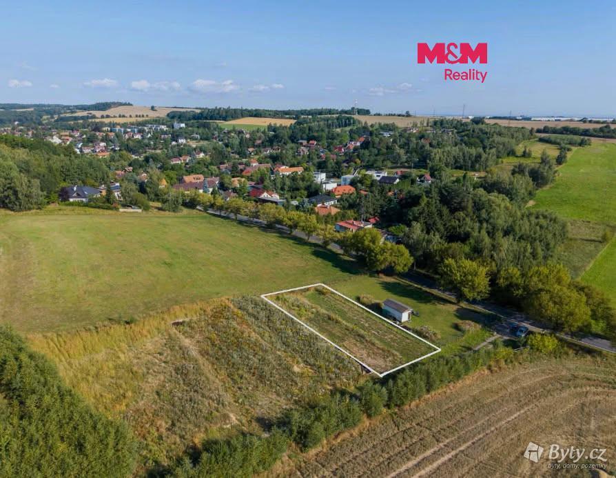 Prodej pozemku 800 m², Masarykova · Velké Popovice