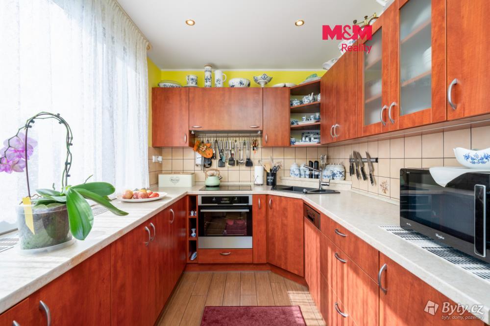 Prodej bytu 2+1 62 m², Teplice