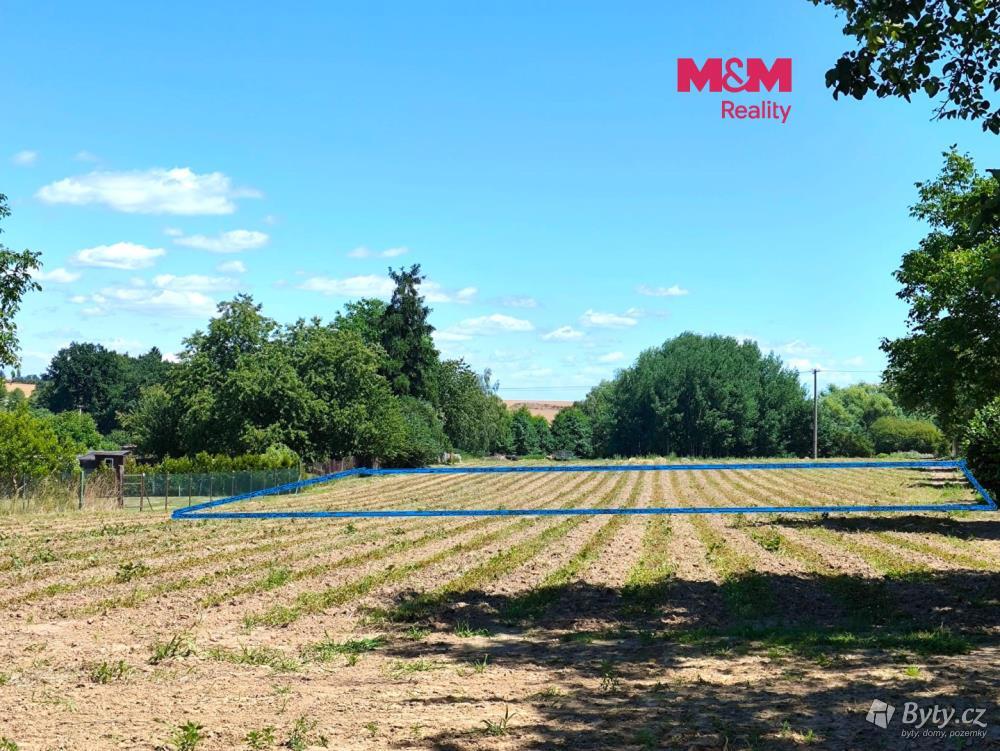 Prodej pozemku 1506 m², Církvice