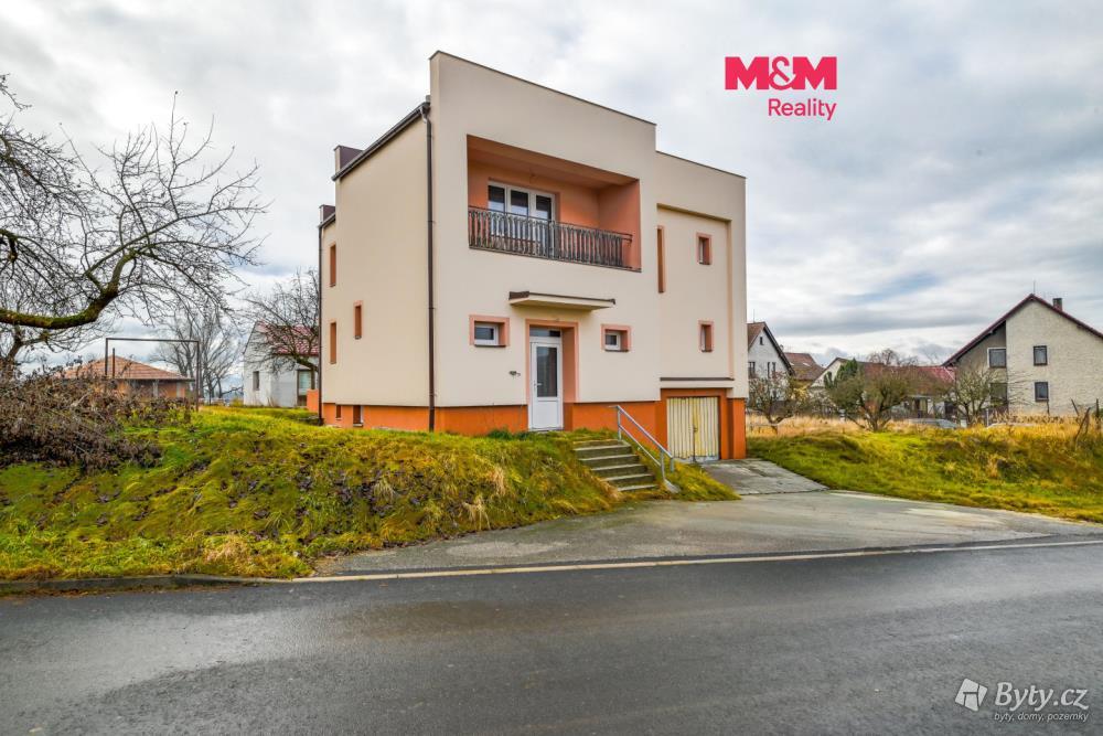 Prodej domu 270 m², Dobšice