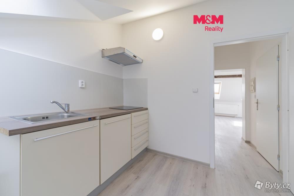 Pronájem bytu 1+kk 50 m², Havlíčkova · Cheb